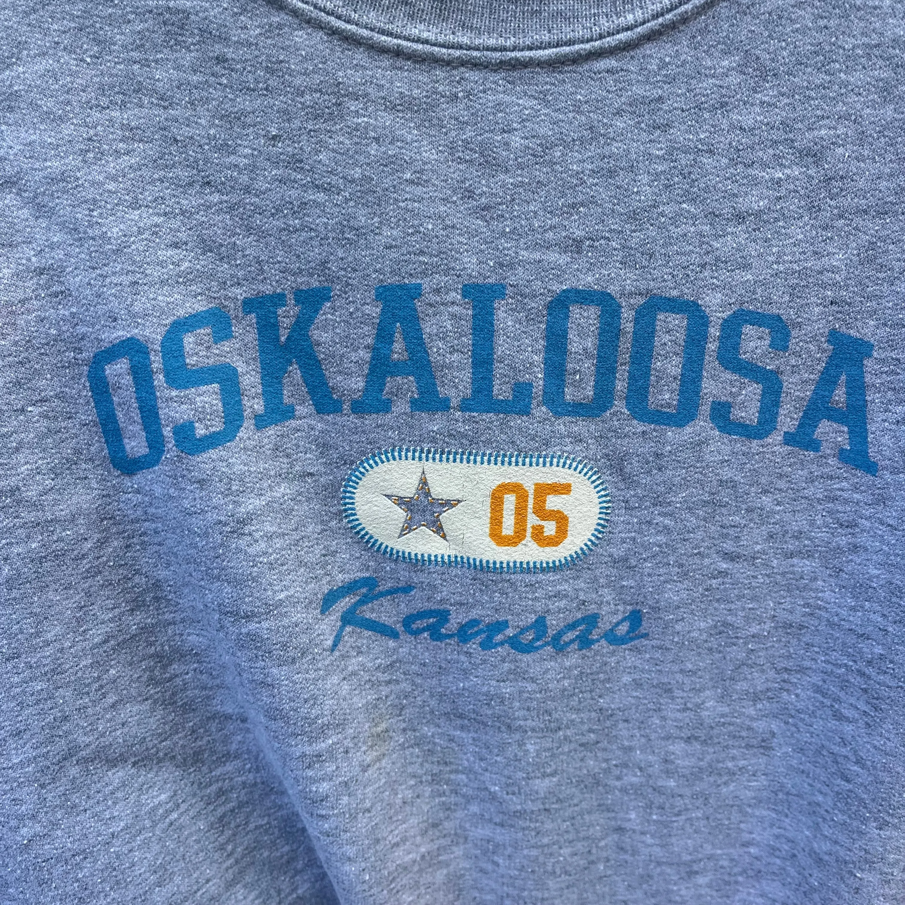 2005 Kansas University Oskaloosa Sweatshirt (XL)