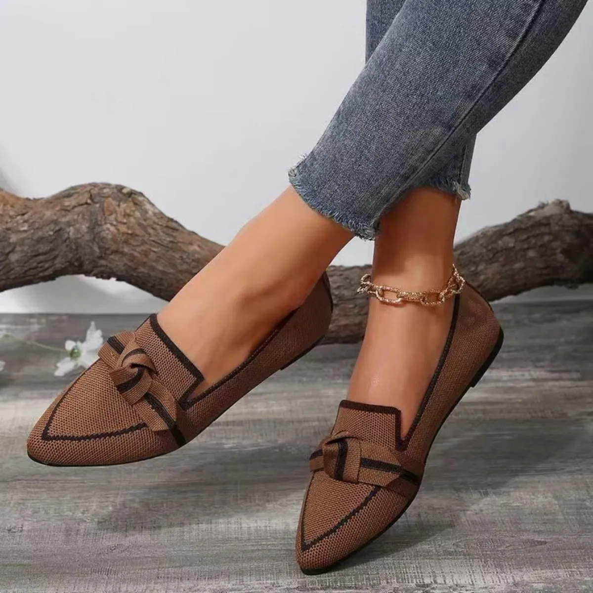Bow Contrast Loafer