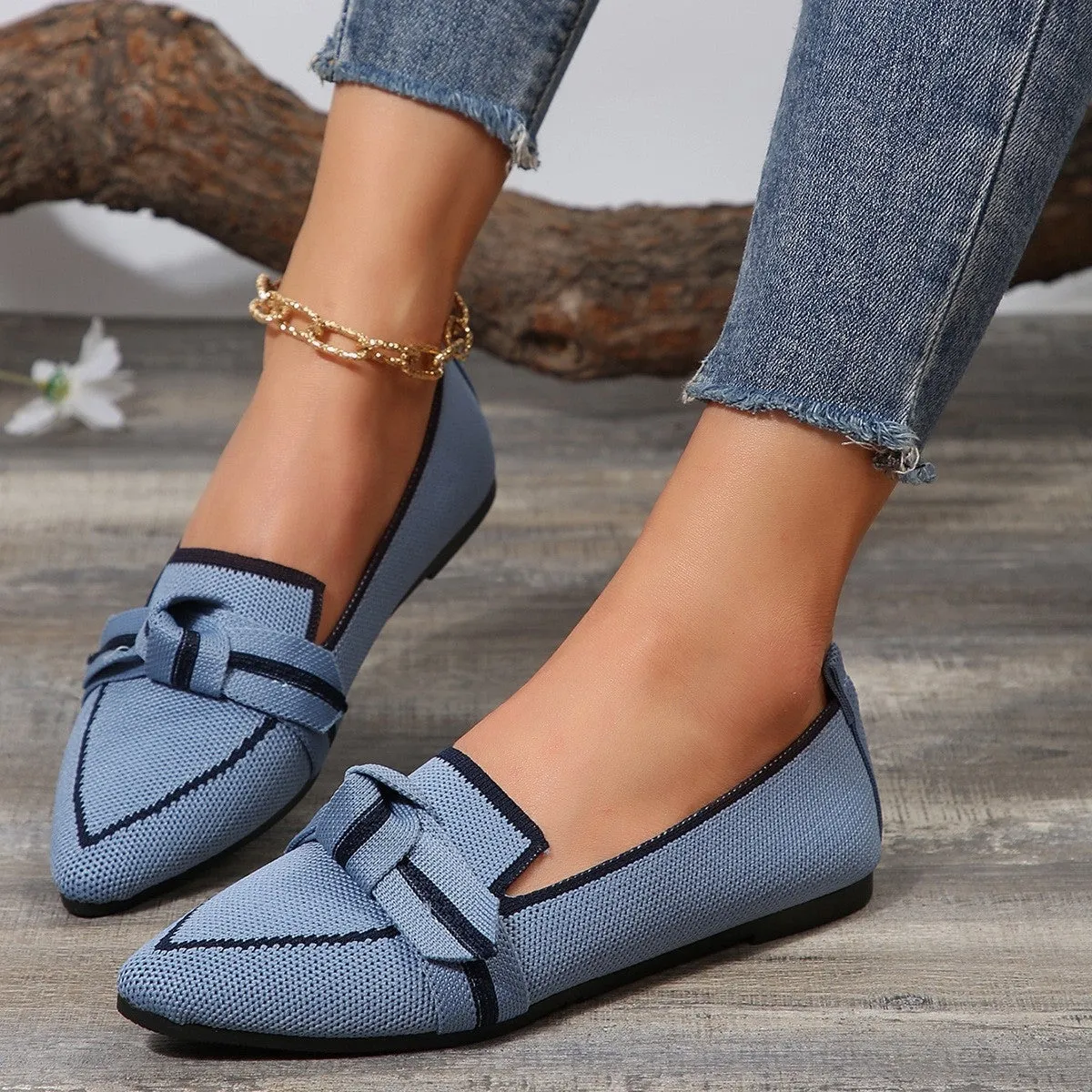 Bow Contrast Loafer