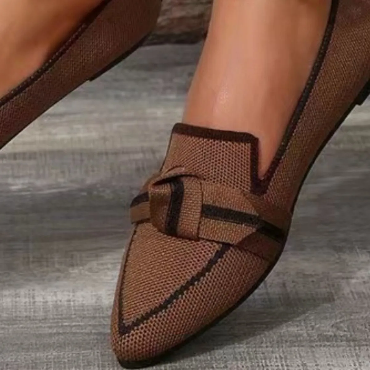 Bow Contrast Loafer