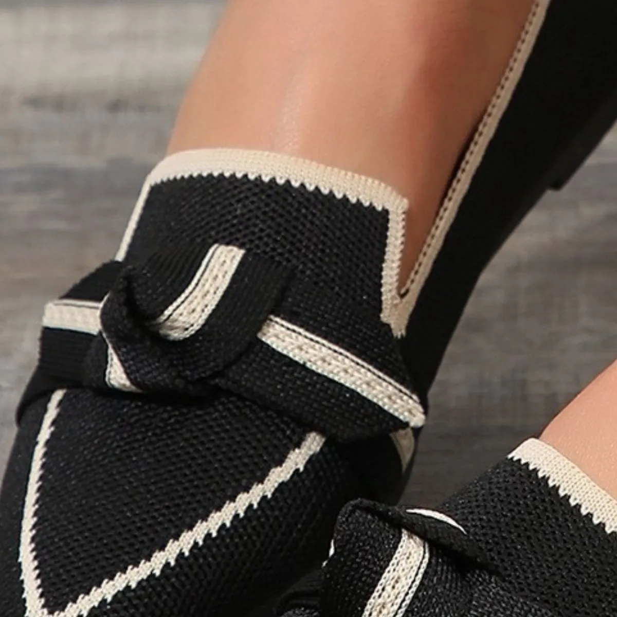 Bow Contrast Loafer