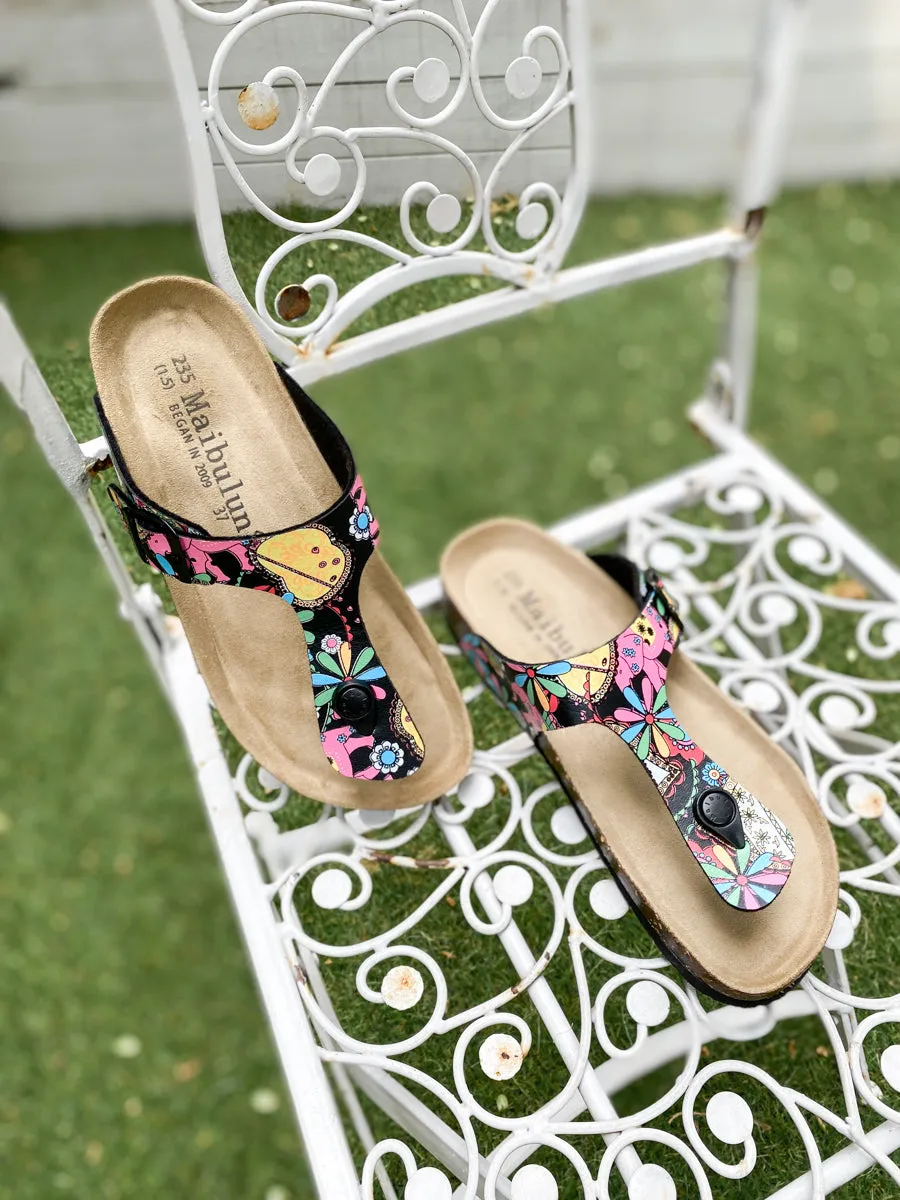 Signature T-Strap Sandals -Maibulun