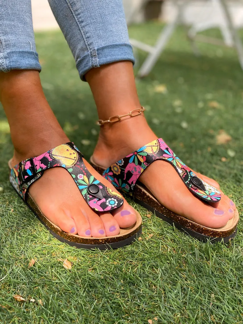 Signature T-Strap Sandals -Maibulun