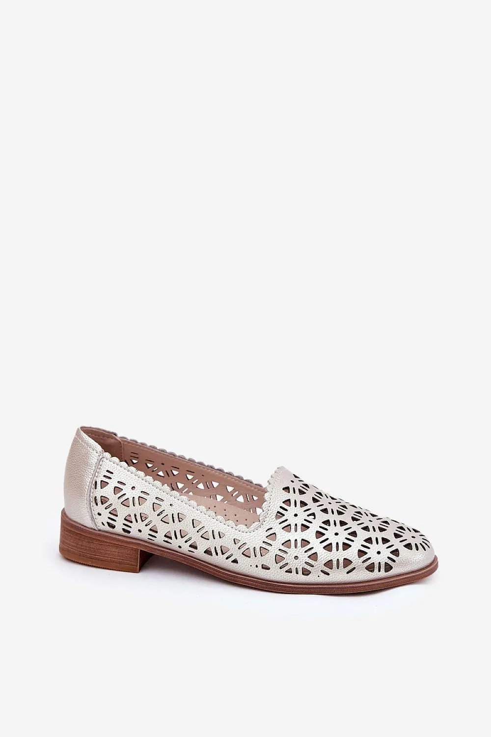 Women's lacy pattern natural leather loafers